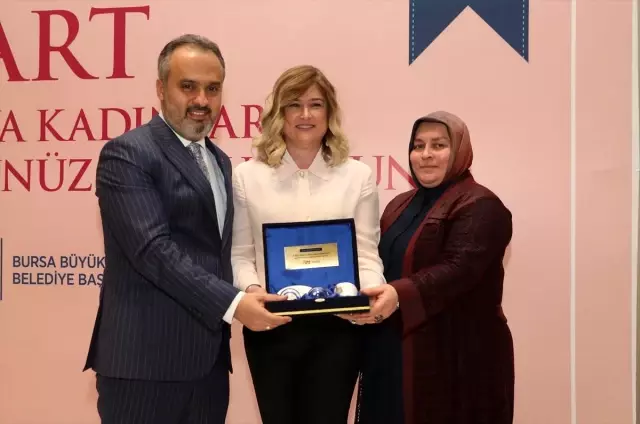 Bursa'da 8 Mart Dünya Kadınlar Günü etkinliği Bursa'da 8 Mart Dünya Kadınlar Günü etkinliği