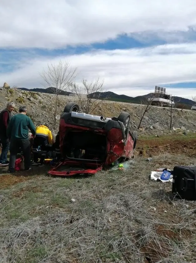 Denizli'de trafik kazası: 2 ölü Denizli'de trafik kazası: 2 ölü