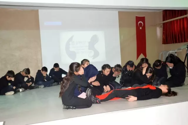 Eleşkirt'te yapılan Kadınlar Günü etkinliği beğeni topladı Eleşkirt'te yapılan Kadınlar Günü etkinliği beğeni topladı