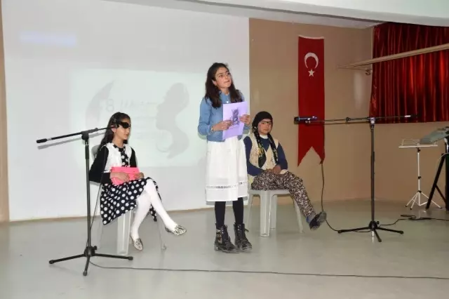 Eleşkirt'te yapılan Kadınlar Günü etkinliği beğeni topladı Eleşkirt'te yapılan Kadınlar Günü etkinliği beğeni topladı