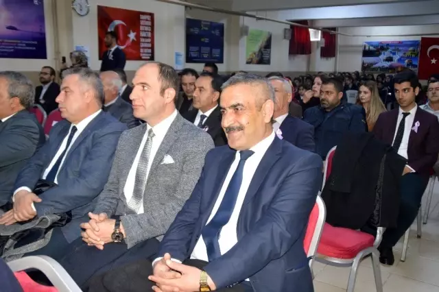 Eleşkirt'te yapılan Kadınlar Günü etkinliği beğeni topladı Eleşkirt'te yapılan Kadınlar Günü etkinliği beğeni topladı