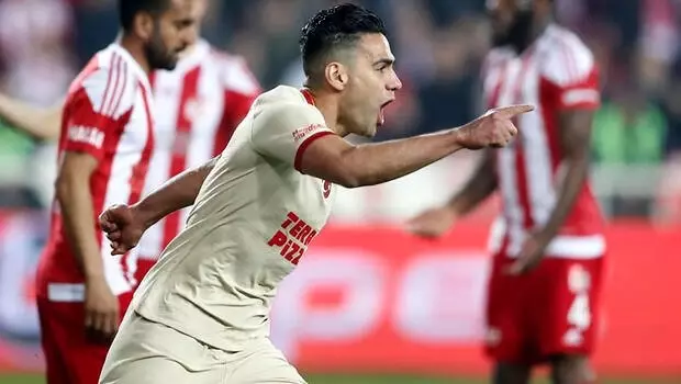 Falcao kalitesini gösteriyor Falcao kalitesini gösteriyor