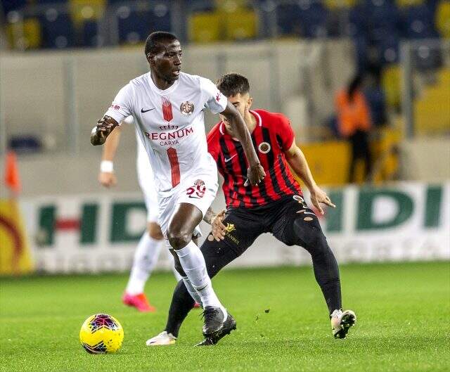 Gençlerbirlği ile Antalyaspor 1-1 berabere kaldı