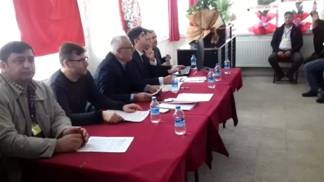 Hüseyin Korkmaz Emet Taşıyıcılar Kooperatifi Başkanı oldu Hüseyin Korkmaz Emet Taşıyıcılar Kooperatifi Başkanı oldu