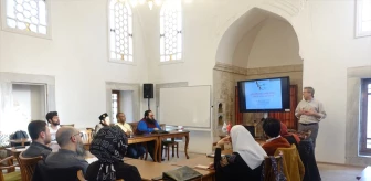 İbn Haldun Üniversitesi, Müslüman ve Hristiyan bilginleri bir araya getiriyor