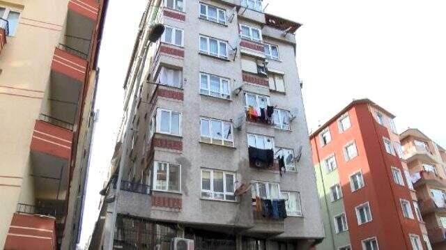 İkinci kattan düşen 16 yaşındaki genç kızın feci ölümü kamerada!