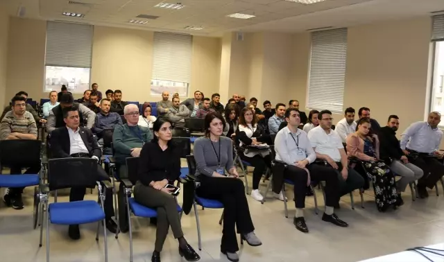 İkitelli OSB çalışanlarına Kovid-19 bilgilendirmesi İkitelli OSB çalışanlarına Kovid-19 bilgilendirmesi