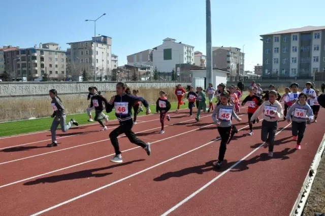 Kars'ta sporculara zor anlar yaşatan seçmeler Kars'ta sporculara zor anlar yaşatan seçmeler