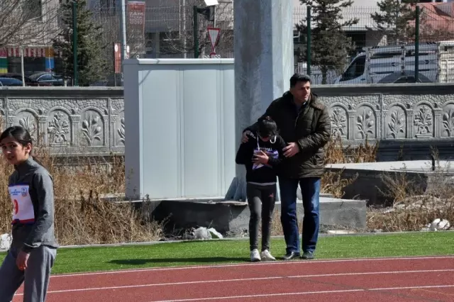 Kars'ta sporculara zor anlar yaşatan seçmeler Kars'ta sporculara zor anlar yaşatan seçmeler