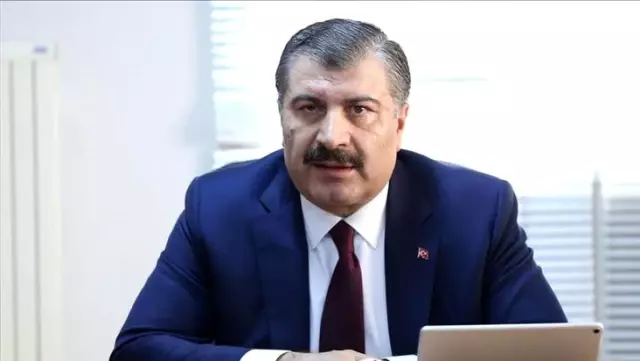 Sağlık Bakanı Fahrettin Koca, 'Türkiye'den ABD'ye giden kadında koronavirüs tespit edildi' iddiasını yalanladı Sağlık Bakanı Fahrettin Koca, 'Türkiye'den ABD'ye giden kadında koronavirüs tespit edildi' iddiasını yalanladı