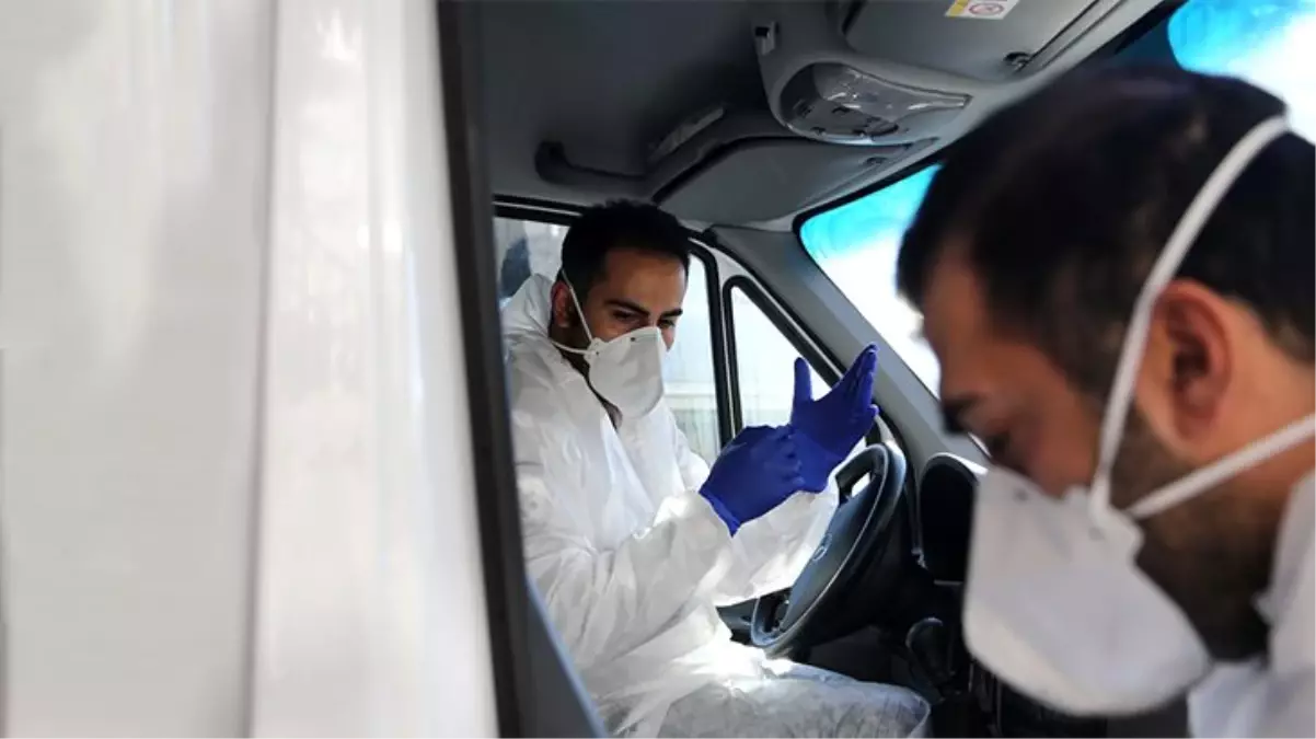 İran'da koronavirüsten ölen sağlık personeli 'görev şehidi' sayılacak