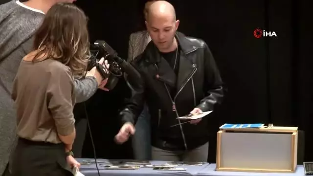 Öğrenciler yaşlanmadan demans hastalığını tecrübe ettiler Öğrenciler yaşlanmadan demans hastalığını tecrübe ettiler