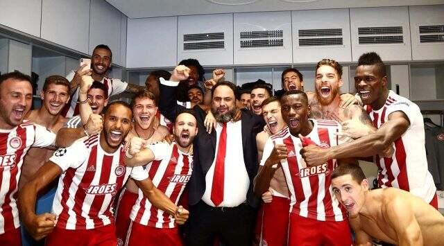 Olympiakos'un sahibi Evangelos Marinakis, koronavirüse yakalandı
