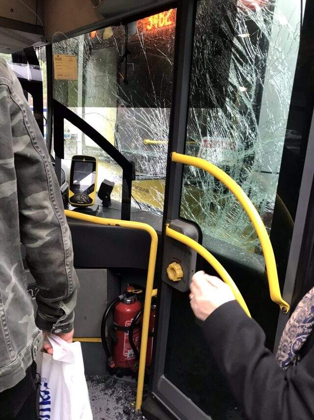 Son dakika: Haliç Köprüsü'nde aynı istikametteki iki metrobüs çarpıştı