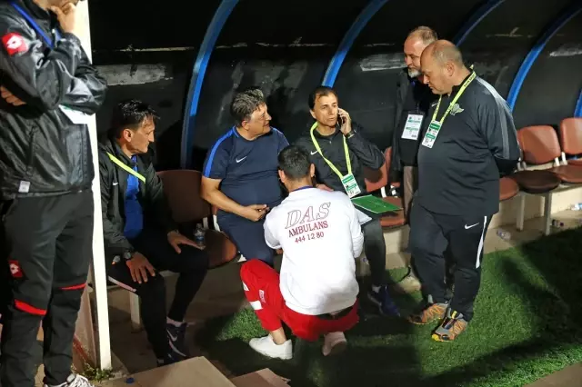 Akhisarspor Teknik Direktörü Yılmaz Vural korkuttu Akhisarspor Teknik Direktörü Yılmaz Vural korkuttu