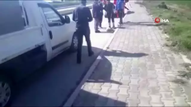 Araba çarpan köpeğin yardımına ’Deniz zaferi’ için İstanbul’dan, Çanakkale’ye yürüyenler yetişti