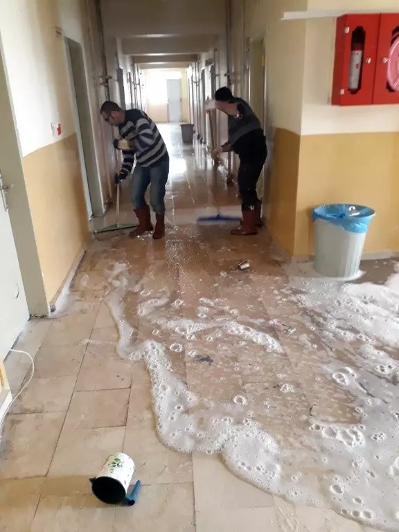 Bulanık Anadolu Lisesi öğretmenlerinde örnek davranış