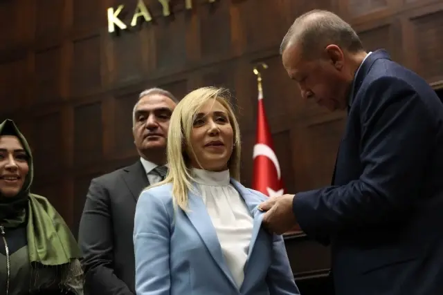 Cumhurbaşkanı Erdoğan: 'Yunanlıların yaptıklarının Naziler'in yaptıklarından farkı yok' Cumhurbaşkanı Erdoğan: 'Yunanlıların yaptıklarının Naziler'in yaptıklarından farkı yok'