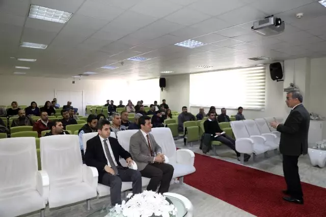Diyarbakır'da hayvan hastalıkları ve hareketleri toplantısı Diyarbakır'da hayvan hastalıkları ve hareketleri toplantısı