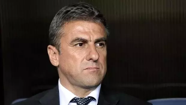 Gençlerbirliği Teknik Direktörü Hamza Hamzaoğlu'ndan VAR eleştirisi Gençlerbirliği Teknik Direktörü Hamza Hamzaoğlu'ndan VAR eleştirisi