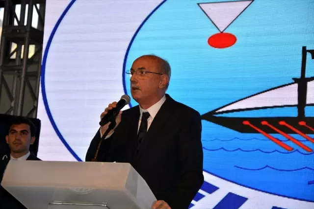 İBTAV Mütevelli Heyeti Üyesi Bilal Erdoğan, 'Fuat Sezgin Yılı' kapsamındaki konferansta konuştu... İBTAV Mütevelli Heyeti Üyesi Bilal Erdoğan, 'Fuat Sezgin Yılı' kapsamındaki konferansta konuştu...