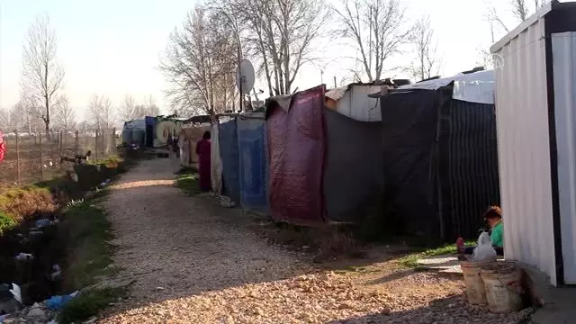 Lübnan'daki Suriyeli mültecilerin kalmak ile dönmek arasındaki dramı sürüyor