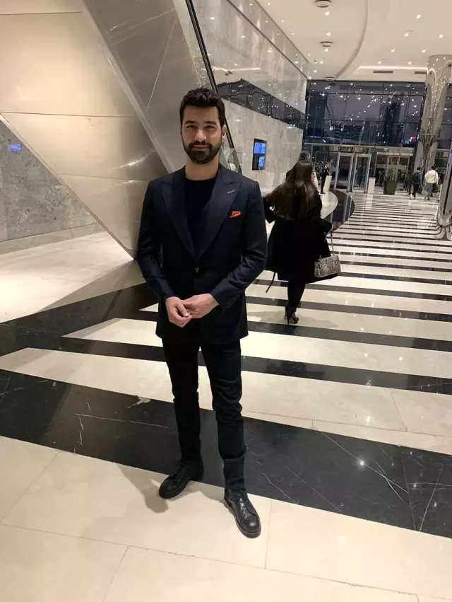 Mert Altınışık'tan hayranlarına müjde! Mert Altınışık'tan hayranlarına müjde!