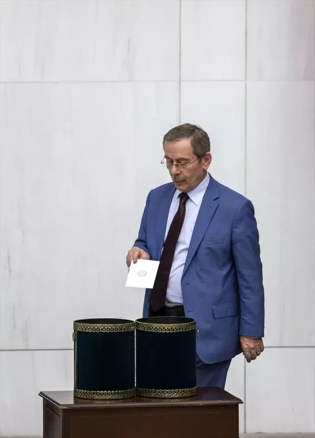CHP kontenjanından boşalan RTÜK üyeliğine Okan Konuralp seçildi