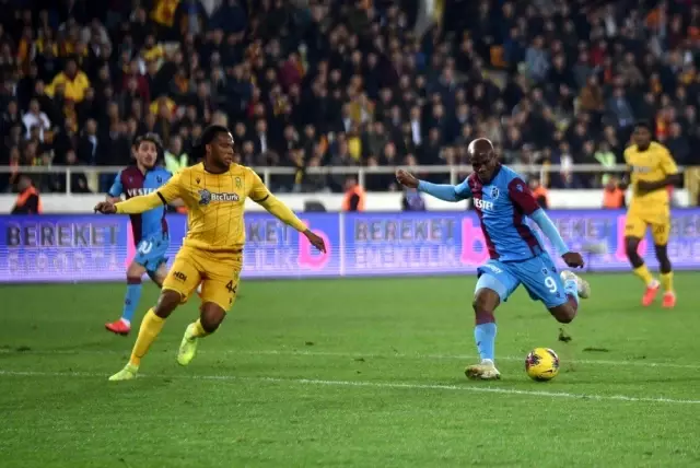 Süper Lig: Yeni Malatyaspor: 1 - Trabzonspor: 3 (Maç sonucu) Süper Lig: Yeni Malatyaspor: 1 - Trabzonspor: 3 (Maç sonucu)