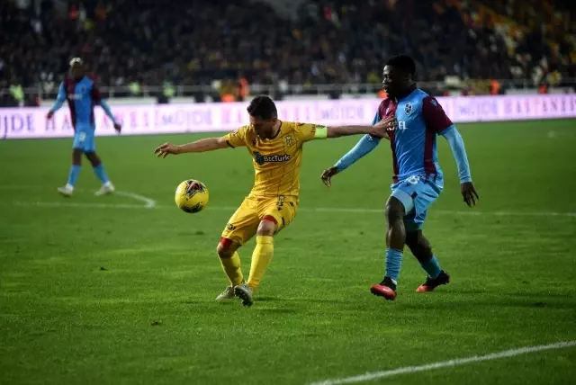 Süper Lig: Yeni Malatyaspor: 1 - Trabzonspor: 3 (Maç sonucu) Süper Lig: Yeni Malatyaspor: 1 - Trabzonspor: 3 (Maç sonucu)