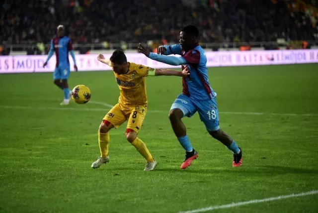 Süper Lig: Yeni Malatyaspor: 1 - Trabzonspor: 3 (Maç sonucu) Süper Lig: Yeni Malatyaspor: 1 - Trabzonspor: 3 (Maç sonucu)