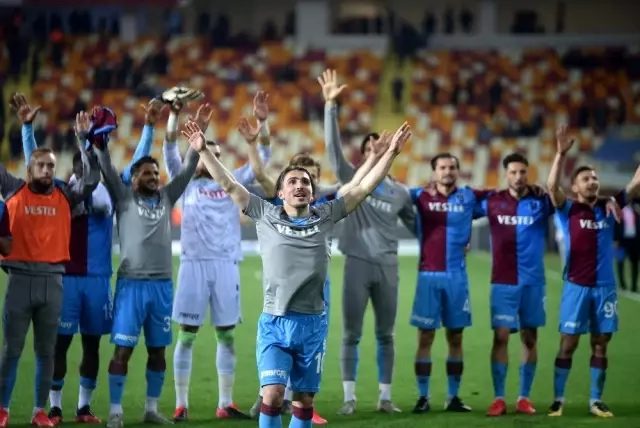 Süper Lig: Yeni Malatyaspor: 1 - Trabzonspor: 3 (Maç sonucu) Süper Lig: Yeni Malatyaspor: 1 - Trabzonspor: 3 (Maç sonucu)