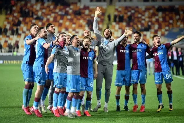 Süper Lig: Yeni Malatyaspor: 1 - Trabzonspor: 3 (Maç sonucu) Süper Lig: Yeni Malatyaspor: 1 - Trabzonspor: 3 (Maç sonucu)