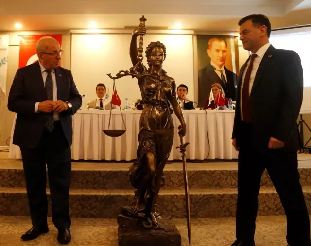 Tekirdağ Belediye Başkanı Albayrak: Bütünlüğümüzü bozmaya kimsenin gücü yetmeyecektir