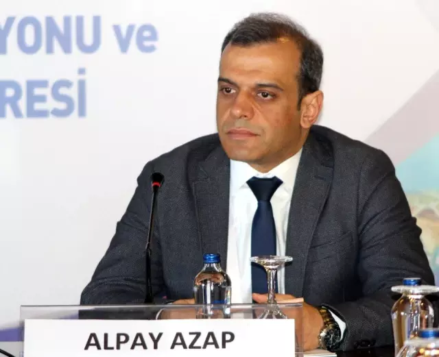 Koronavirüs uzmanından korkutan açıklama: Bir yıl içinde dünyanın yüzde 40 ila 50'sine bulaşacak Koronavirüs uzmanından korkutan açıklama: Bir yıl içinde dünyanın yüzde 40 ila 50'sine bulaşacak