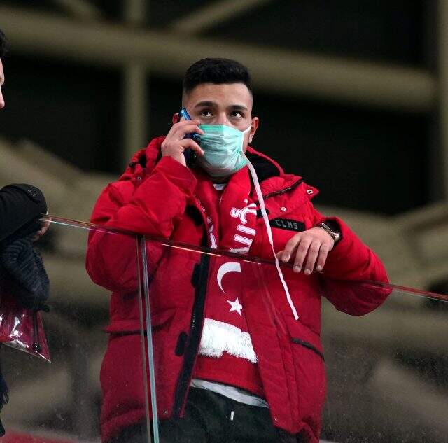Başakşehir-Kopenhag maçında koronavirüse karşı tedbir