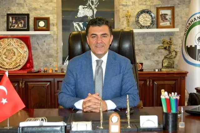 Başkan Demir'den 12 Mart İstiklal Marşı'nın kabulünün yıldönümü mesajı