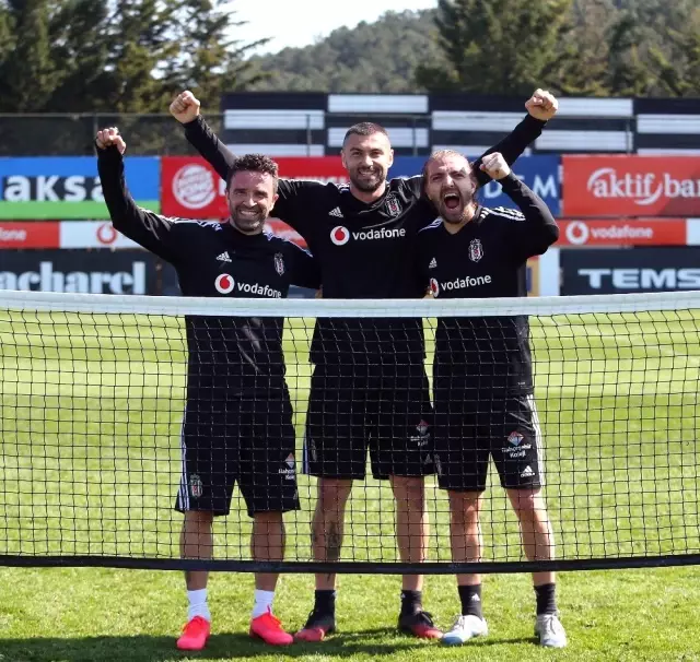 Beşiktaş derbi öncesi taktik ve kondisyon çalıştı Beşiktaş derbi öncesi taktik ve kondisyon çalıştı