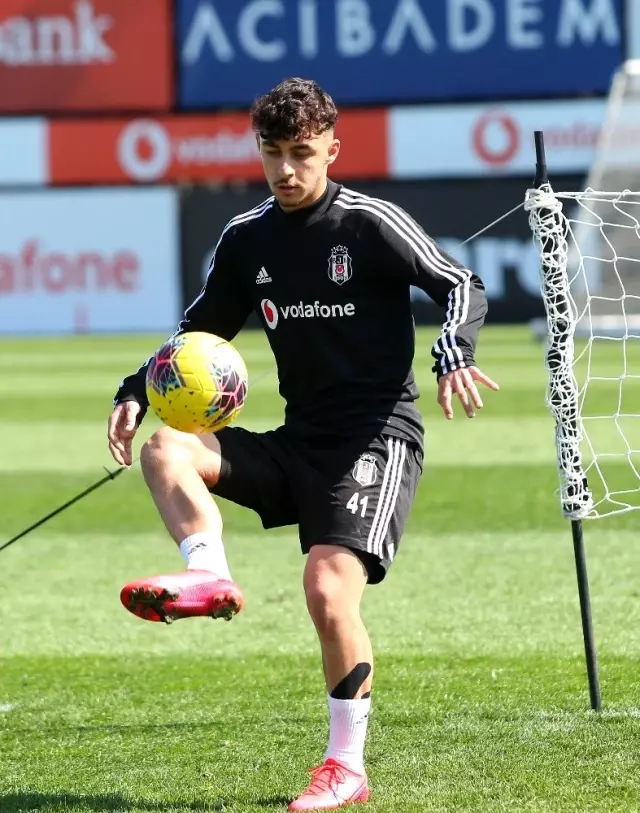 Beşiktaş derbi öncesi taktik ve kondisyon çalıştı Beşiktaş derbi öncesi taktik ve kondisyon çalıştı