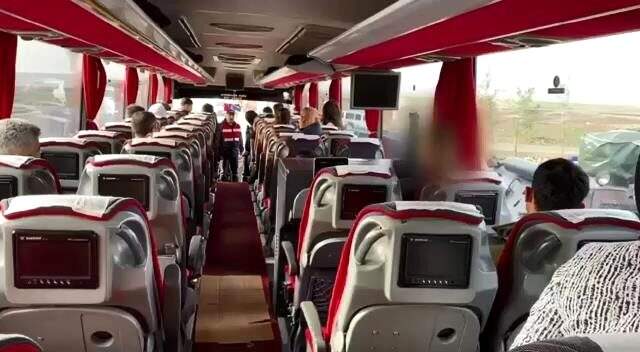 Diyarbakır'da uyuşturucuyu salçayla gizlemek isteyen zehir taciri yakalandı