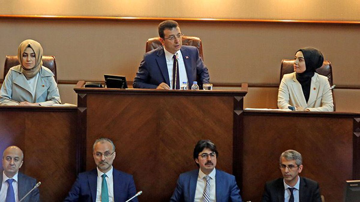 Ekrem İmamoğlu nezle olduğu için İBB Meclisi toplantısına katılmadı