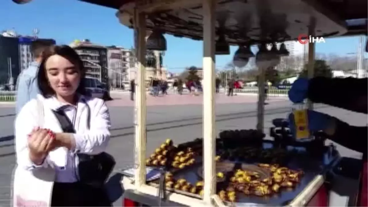 Esnaf kardeşlerden korona virüse karşı müşterilerine 'kolonya' ikramı