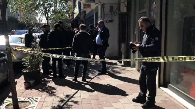 İstanbul Seyrantepe'de silahlı saldırı dehşeti İstanbul Seyrantepe'de silahlı saldırı dehşeti