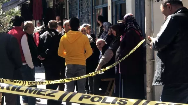 İstanbul Seyrantepe'de silahlı saldırı dehşeti İstanbul Seyrantepe'de silahlı saldırı dehşeti