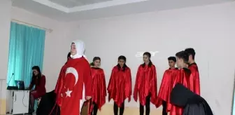 Naif Yavuz: İstiklal Marşı'nın kabulü ve Mehmet Akif Ersoy'u anma günü programı düzenlendi Naif Yavuz: İstiklal Marşı'nın kabulü ve Mehmet Akif Ersoy'u anma günü programı düzenlendi