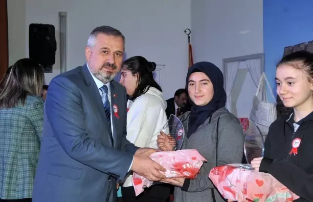 İstiklal Marşı'nın kabulü ve Mehmet Akif Ersoy'u anma programı İstiklal Marşı'nın kabulü ve Mehmet Akif Ersoy'u anma programı