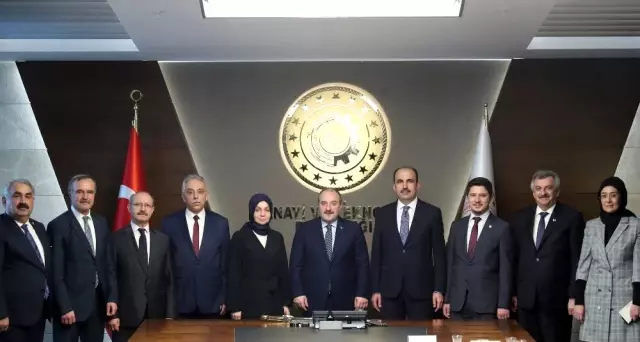 Konya protokolü bakanlarla Konya yatırımlarını konuştu Konya protokolü bakanlarla Konya yatırımlarını konuştu