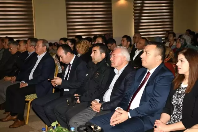 Lapseki'de İstiklal Marşı'nın kabulünün 99. yıl dönümü kutlandı