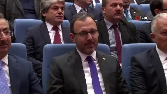 Milli sporculara burs verecek vakıf üniversitelerinin sayısı 52'ye çıkarıldı Milli sporculara burs verecek vakıf üniversitelerinin sayısı 52'ye çıkarıldı