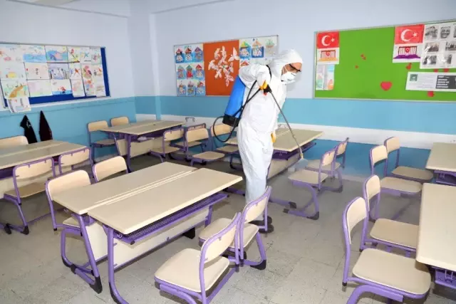 Mudanya'da ortak kullanım alanlarında korona virüs tedbiri Mudanya'da ortak kullanım alanlarında korona virüs tedbiri